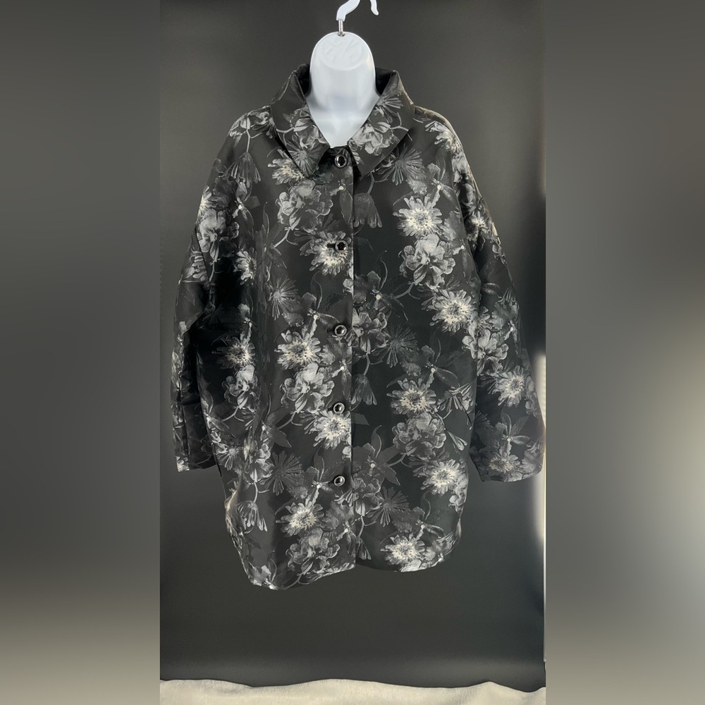 Isaac Mizrahi Live! Woven Floral Jaquard Jacket with Fleece Lining, size M, NWOT - Picture 3 of 12